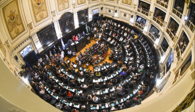 Tensiones en el peronismo: Diputados analizan eliminar las PASO