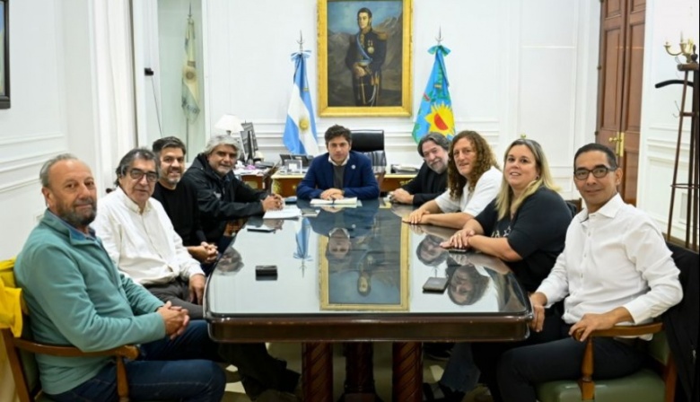 Kicillof suma el respaldo de Unidad Popular y avanza en la construcción de un frente amplio contra Milei