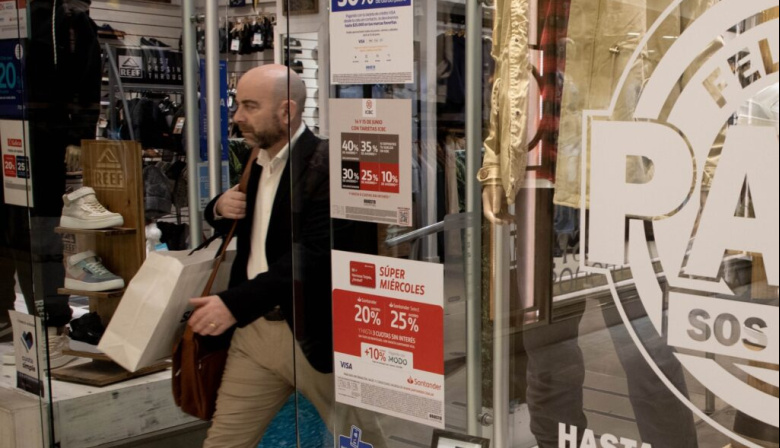 Consumo en rojo: las ventas minoristas cayeron por cuarto mes consecutivo