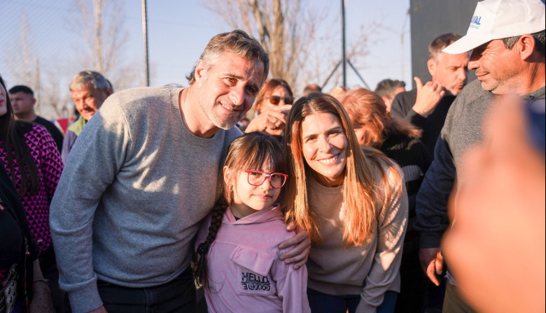 Un nuevo corazón verde para el barrio: inauguraron la Plaza de Peruzzotti