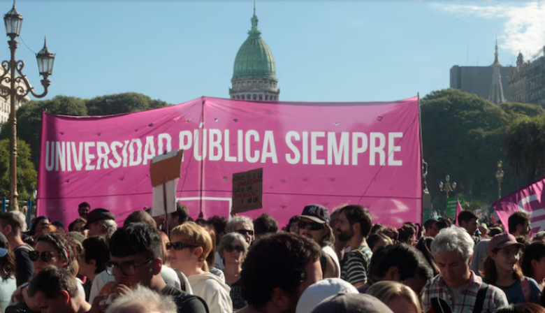 Marchas federales hoy: universidades, salud y rechazo al veto de Milei en el centro del reclamo