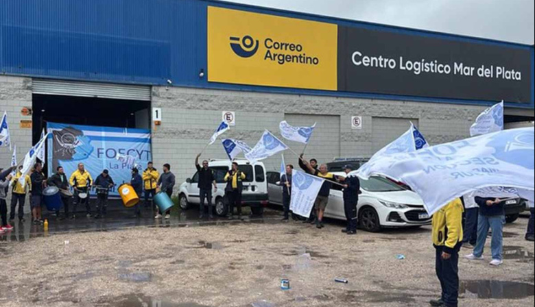 Correo Argentino: 400 despidos y un paro que puede escalar en todo el país