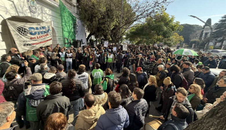 Gremios denunciaron despidos en la CNEA y advirtieron por un vaciamiento del sector