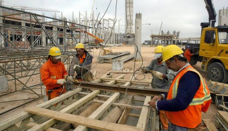 El Gobierno postergó al 1° de diciembre el fondo para indemnizaciones y amplió la carencia