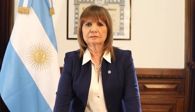 Ya no es un secreto: Bullrich se pasea por el Senado y agita la carrera hacia 2027