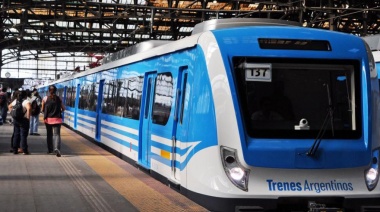 Javier Milei aseguró que privatizará el servicio de trenes