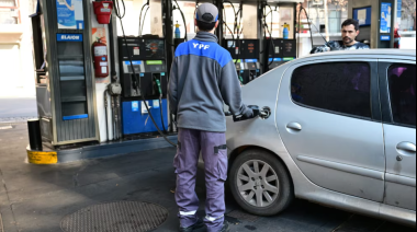 YPF bajará el precio de los combustibles desde el 1° de mayo