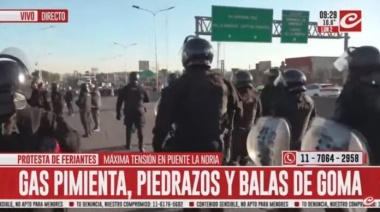 Tensión: enfrentamientos entre trabajadores de La Salada y las fuerzas de seguridad en Puente La Noria