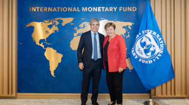 El directorio del FMI aprobó la primera revisión del acuerdo con la Argentina: llegan US$ 2 mil millones
