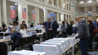 La Junta Electoral evalúa la reimpresión de boletas tras la renuncia de Espert
