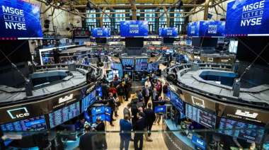 Las acciones argentinas se dispararon hasta un 35% en Wall Street tras la victoria de LLA