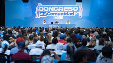 Otermín encabezó el Congreso de la Comunidad de Lomas junto a más de 5 mil vecinos
