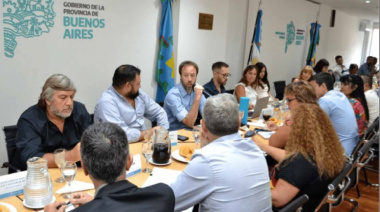 La Provincia ofreció a los docentes un aumento del 9% en dos tramos y una suma compensatoria por el Fonid