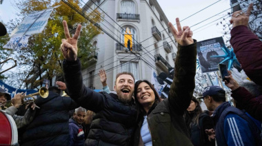 El peronismo de Lomas se movilizó en apoyo a Cristina: "Lo que hiciste en Lomas no se olvida en la vida"