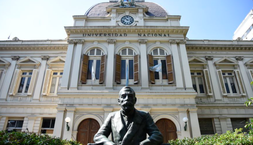 La UNLP decreta asueto por el Día del Maestro