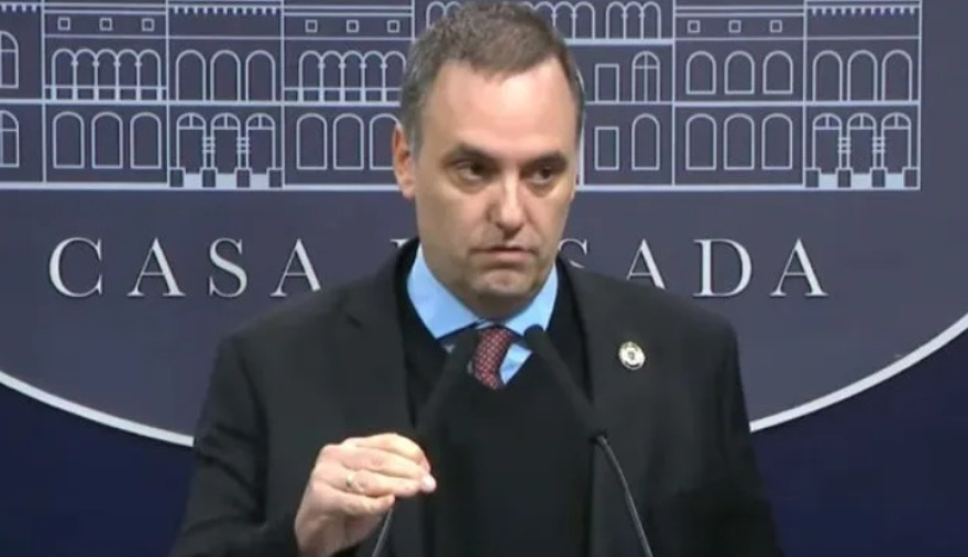 Adorni volvió a hablar y evitó dar detalles sobre su patrimonio