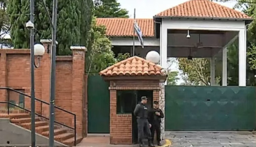 ATE marcha a la Quinta de Olivos contra el plan de retiros que alcanza a 20 mil estatales
