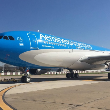 Diputados arranca a discutir proyectos para privatizar Aerolíneas Argentinas