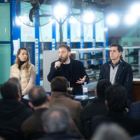 Día de la Industria: Otermín y Wado de Pedro se reunieron con representantes de empresas y cámaras de Lomas